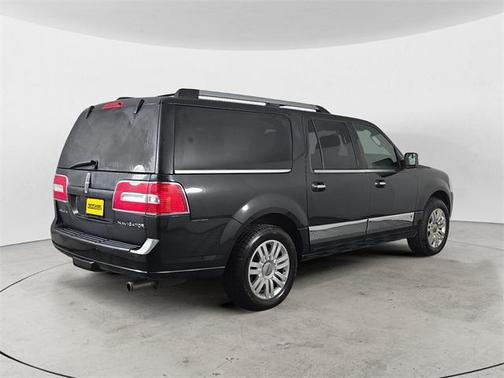 2013 Lincoln Navigator Base