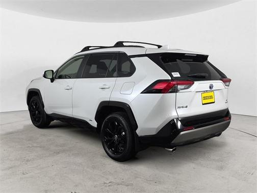2023 Toyota RAV4 Hybrid SE