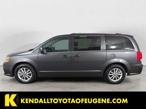 Granite Pearlcoat 2018 Dodge Grand Caravan SXT
