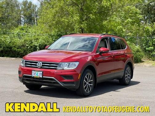 Photo 1 of 22 of 2019 Volkswagen Tiguan 2.0T SE