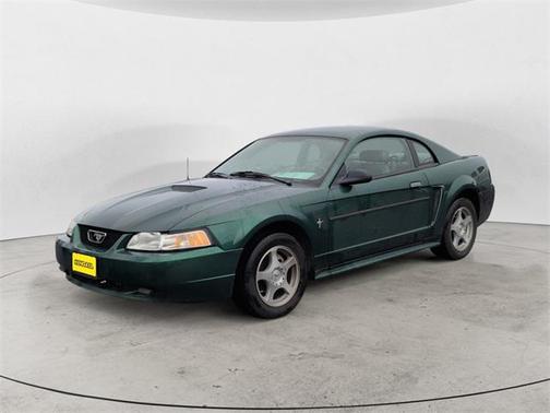2000 Ford Mustang Base
