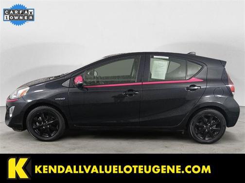 2016 Toyota Prius c Persona Series