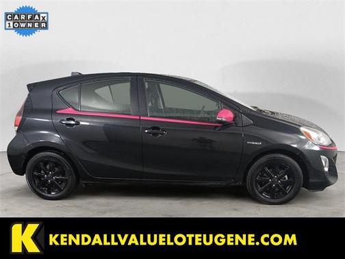 2016 Toyota Prius c Persona Series