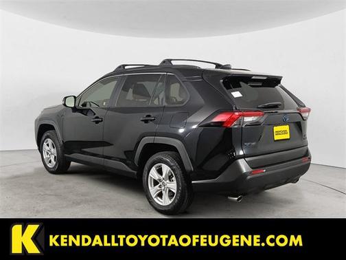 2020 Toyota RAV4 Hybrid XLE