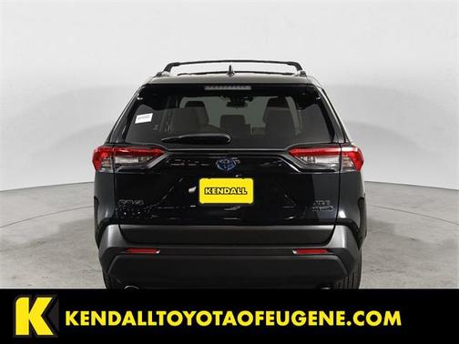 2020 Toyota RAV4 Hybrid XLE