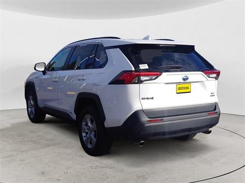 2020 Toyota RAV4 Hybrid XLE