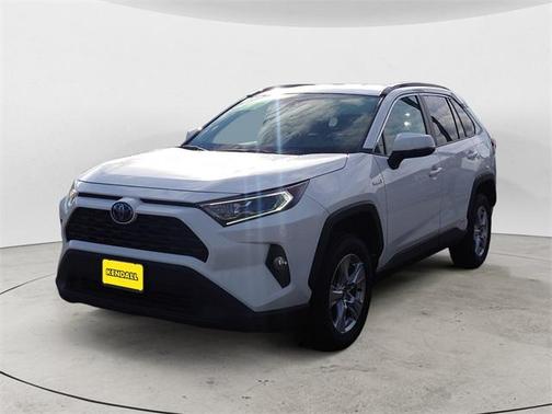 2020 Toyota RAV4 Hybrid XLE