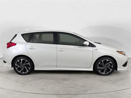 2017 Toyota Corolla iM Base