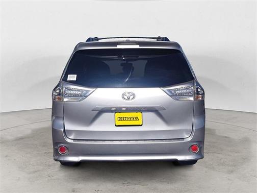 2017 Toyota Sienna SE Premium