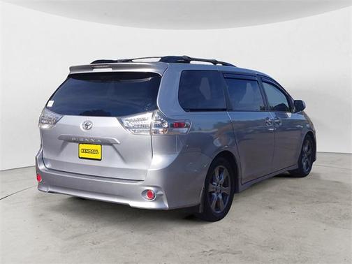 2017 Toyota Sienna SE Premium