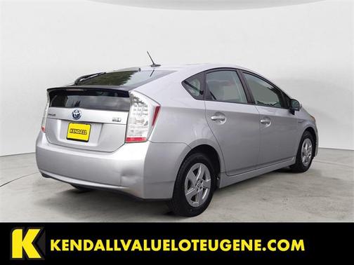 2010 Toyota Prius III