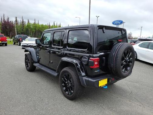 2022 Jeep Wrangler Unlimited 4xe Sahara