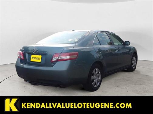 2010 Toyota Camry LE