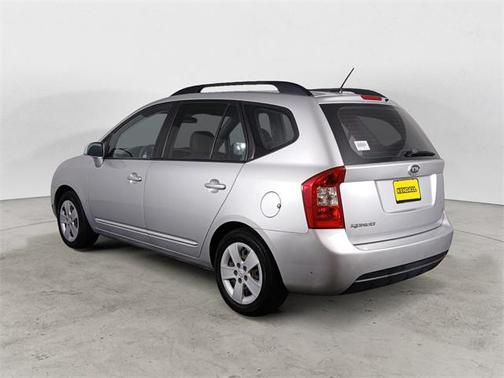 2009 Kia Rondo LX