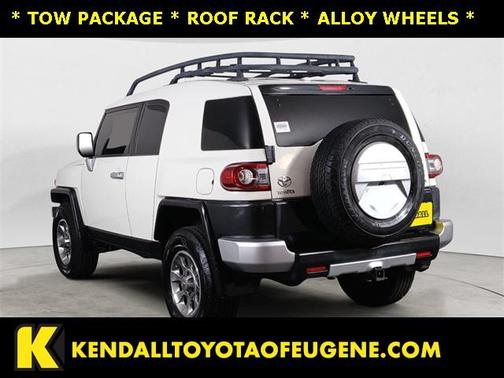 2013 Toyota FJ Cruiser Base