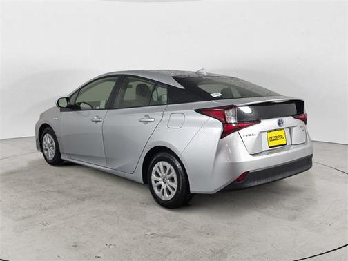 2019 Toyota Prius L