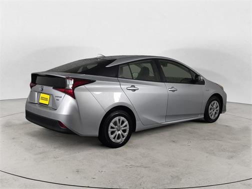 2019 Toyota Prius L