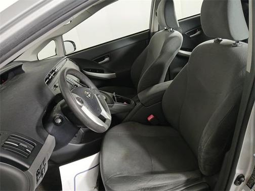 2010 Toyota Prius One