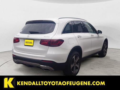 White 2022 Mercedes-Benz GLC 300 4MATIC
