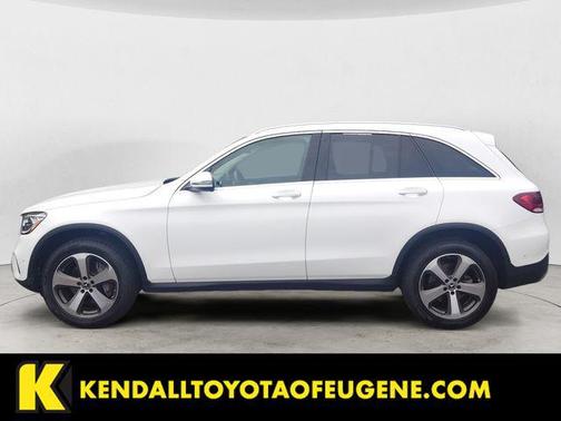 White 2022 Mercedes-Benz GLC 300 4MATIC