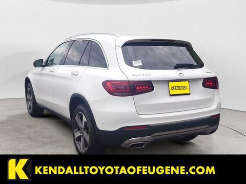 White 2022 Mercedes-Benz GLC 300 4MATIC