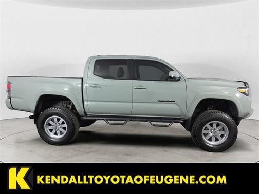 2022 Toyota Tacoma TRD Sport