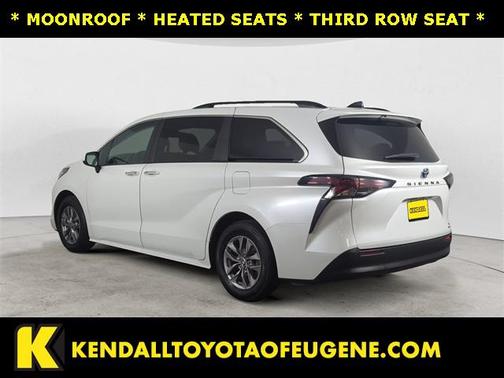 2023 Toyota Sienna XLE 7 Passenger