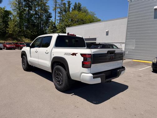 Glacier White 2026 Nissan Frontier PRO-4X