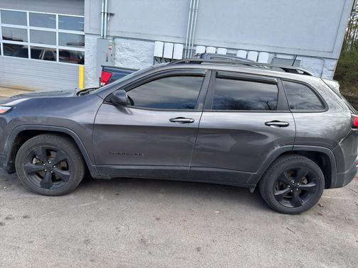 2018 Jeep Cherokee Latitude
