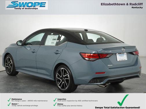 Atlantic Gray Metallic/Super Black 2025 Nissan Sentra SR