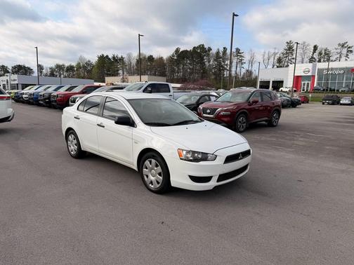 Wicked White Metallic 2009 Mitsubishi Lancer DE