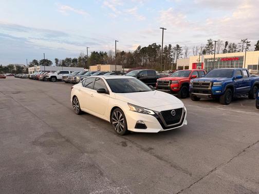 2021 Nissan Altima 2.5 SR