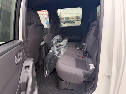 Glacier White 2026 Nissan Frontier SV