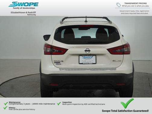 Pearl White Tricoat 2022 Nissan Rogue Sport SL