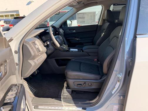 Boulder Gray Pearl 2026 Nissan Pathfinder Platinum