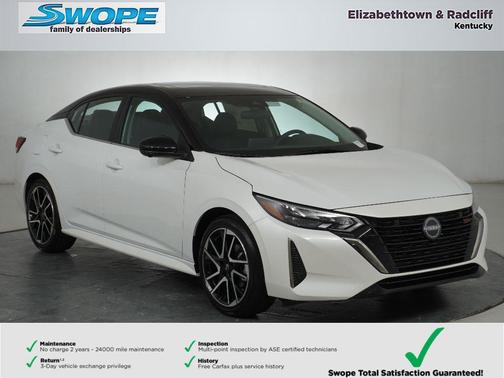 Aspen White Tricoat/Super Black 2025 Nissan Sentra SR