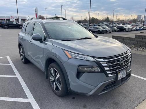 2024 Nissan Rogue SL