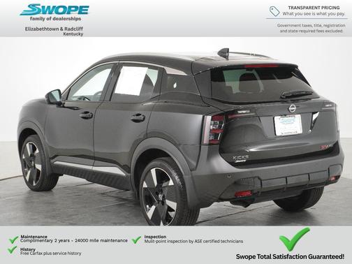 Super Black 2025 Nissan Kicks SR