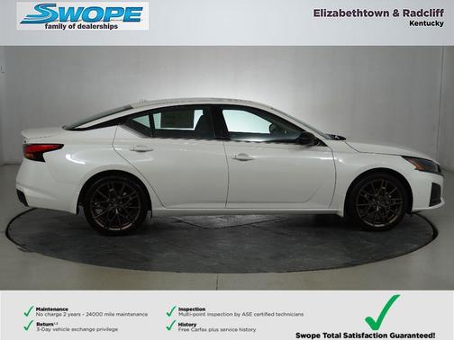 2025 Nissan Altima SR