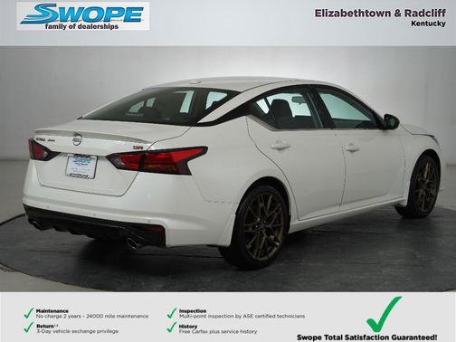 2025 Nissan Altima SR