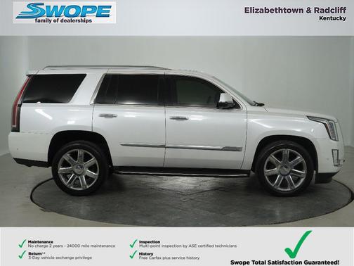 Crystal White Tricoat 2017 Cadillac Escalade Luxury