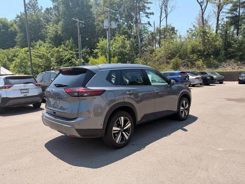 Gun Metallic 2026 Nissan Rogue SL