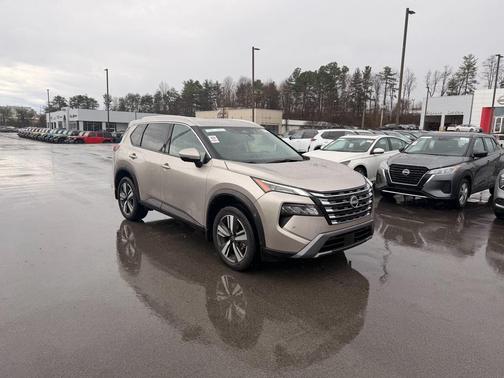 2025 Nissan Rogue SL