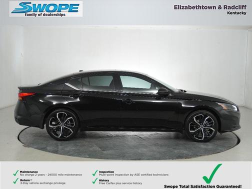 2025 Nissan Altima SR