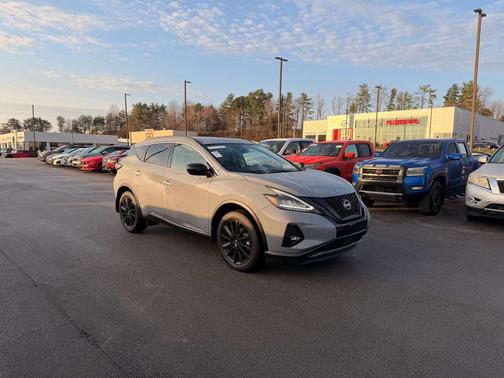 2024 Nissan Murano SV