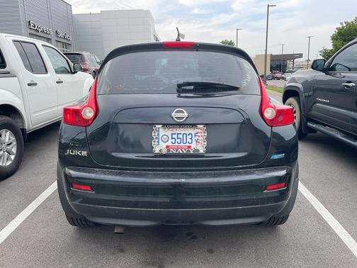 Sapphire Black 2013 Nissan Juke S