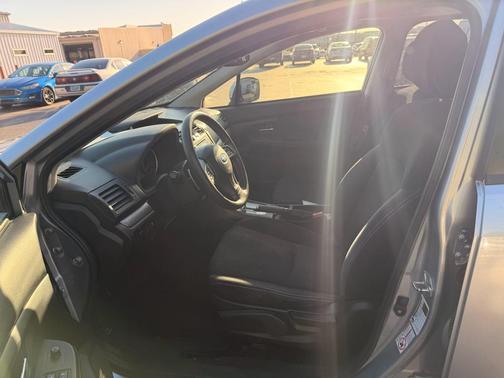 Ice Silver Metallic 2014 Subaru XV Crosstrek 2.0i Premium