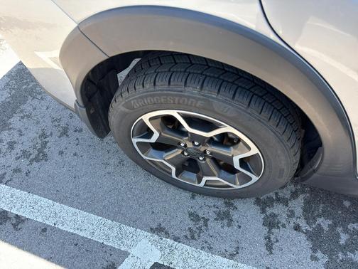 Ice Silver Metallic 2014 Subaru XV Crosstrek 2.0i Premium