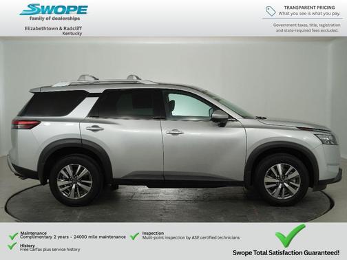 Brilliant Silver Metallic 2025 Nissan Pathfinder SL