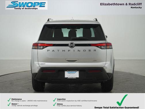 2025 Nissan Pathfinder SV